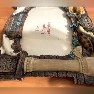 NWT Mandalay Bay Frame from the Unique Collection